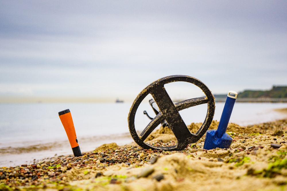 metal detector pinpointer on the beach