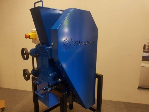 laboratory jaw crusher (1) laboratory jaw crusher (1)
