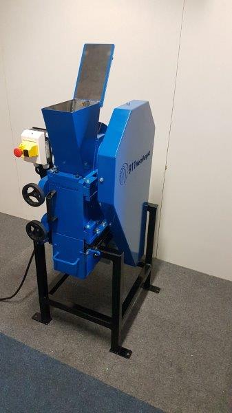 laboratory jaw crusher (11) laboratory jaw crusher (11)