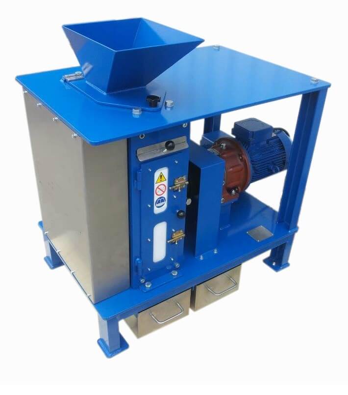 laboratory roll crusher