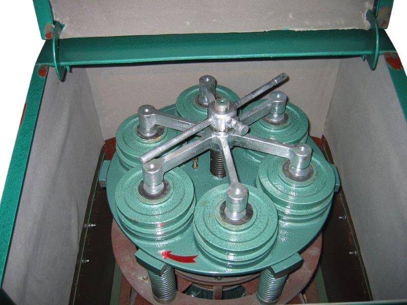 laboratory sample pulveriser (5) laboratory sample pulveriser (5)