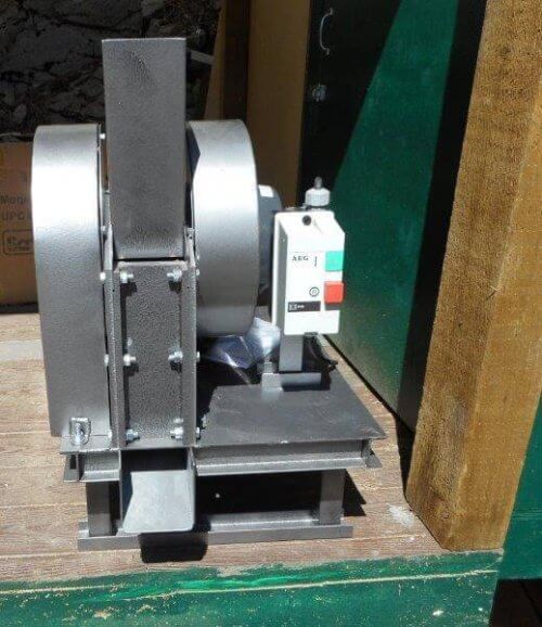 small rock crusher (16) small rock crusher (16)
