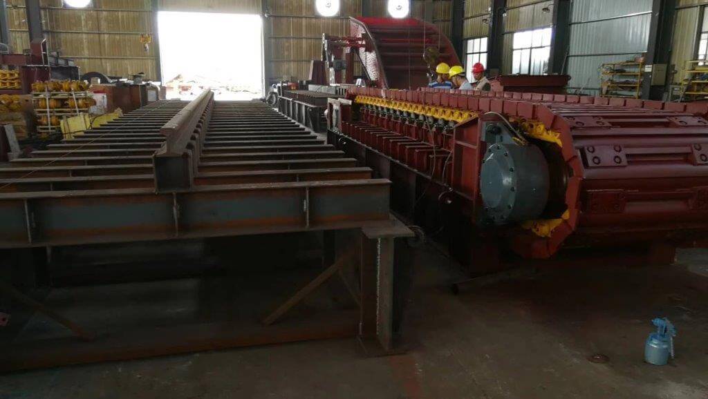 plate feeders (15) plate feeders (15)