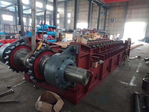 plate feeders (19) plate feeders (19)