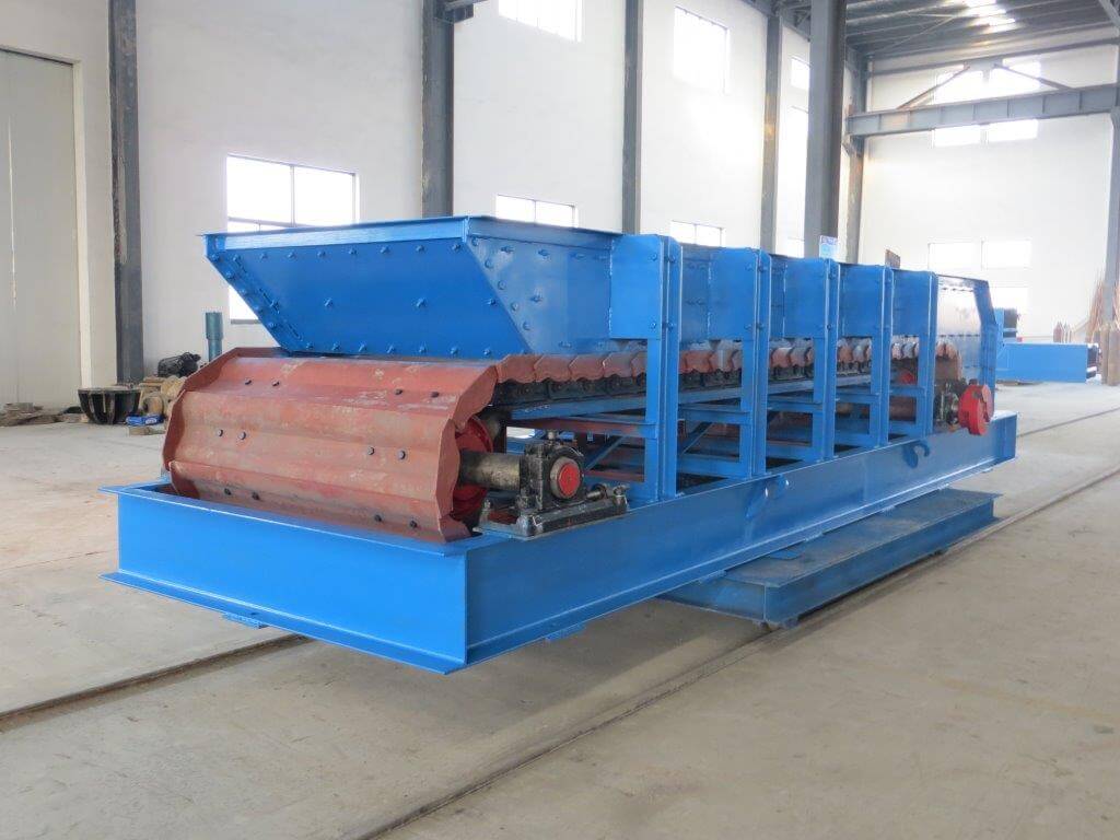 plate feeders (7) plate feeders (7)