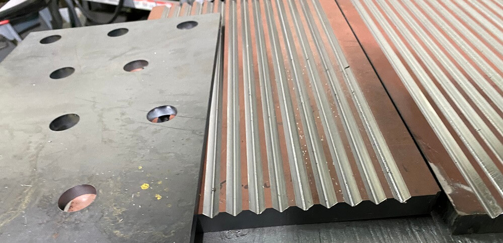 optional jaw crusher waved liners (6) optional jaw crusher waved liners (6)